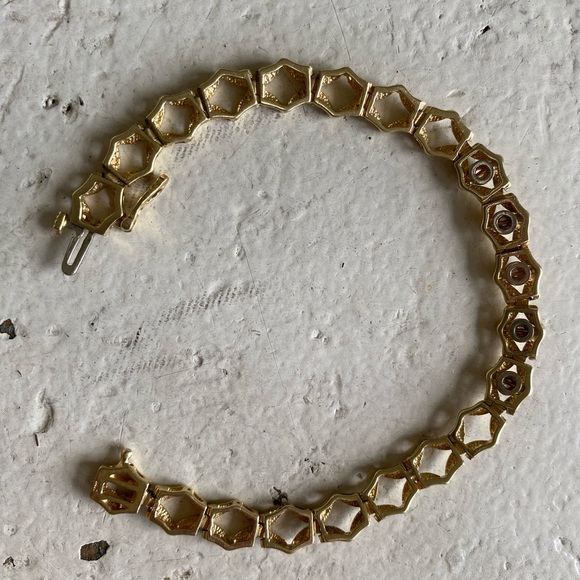 14k gold and diamond bracelet - Picture 7 of 11
